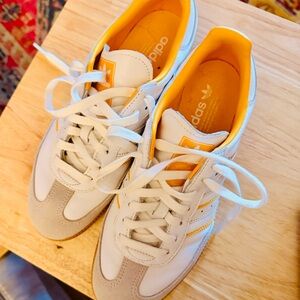 Adidas Samba Sneakers